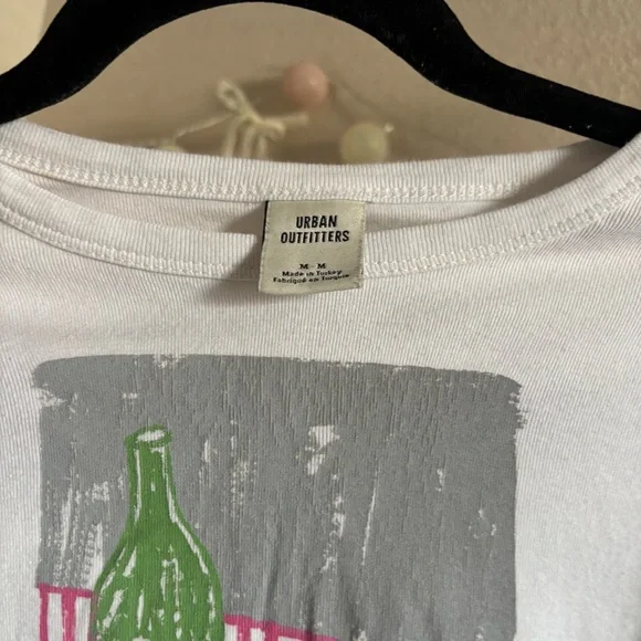୨୧ ･ﾟ✧ Urban Outfitters Cheese & Wine Doodle Baby Tee - Picture 6 of 6